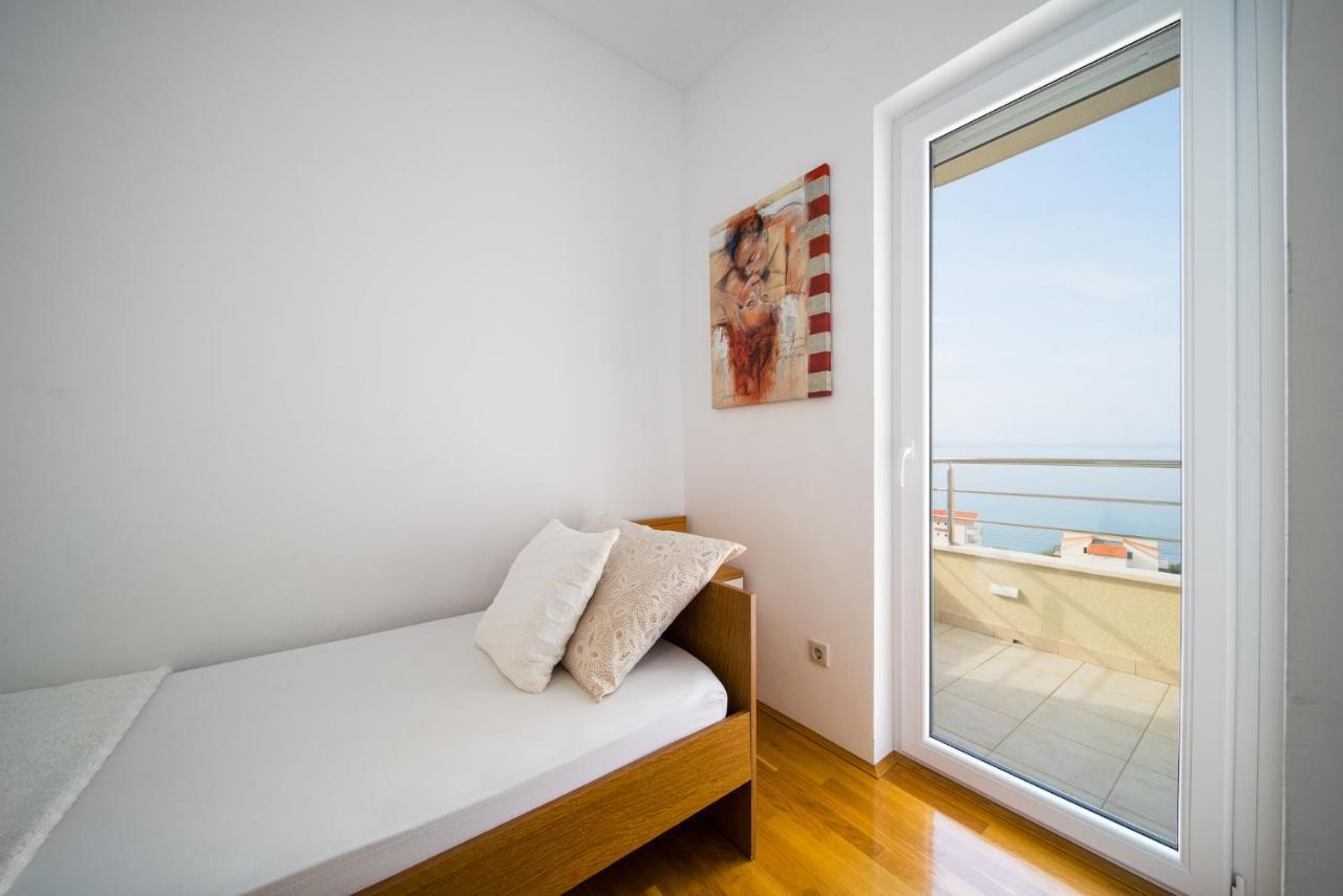 Apartment Toma Podstrana Exterior photo